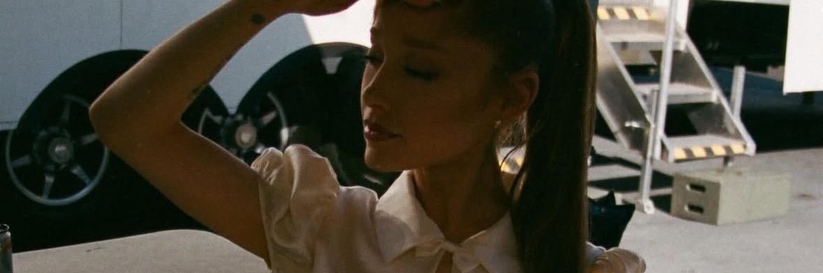 💌's banner
