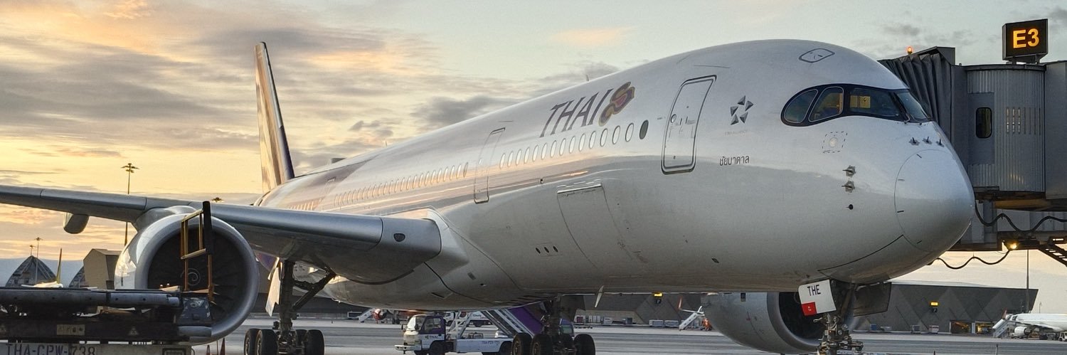 Thai Airways's banner