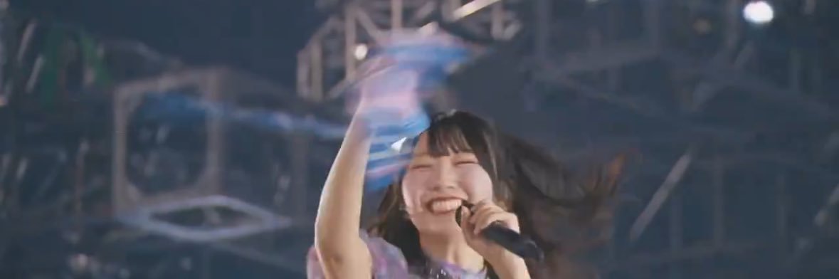 り う's banner