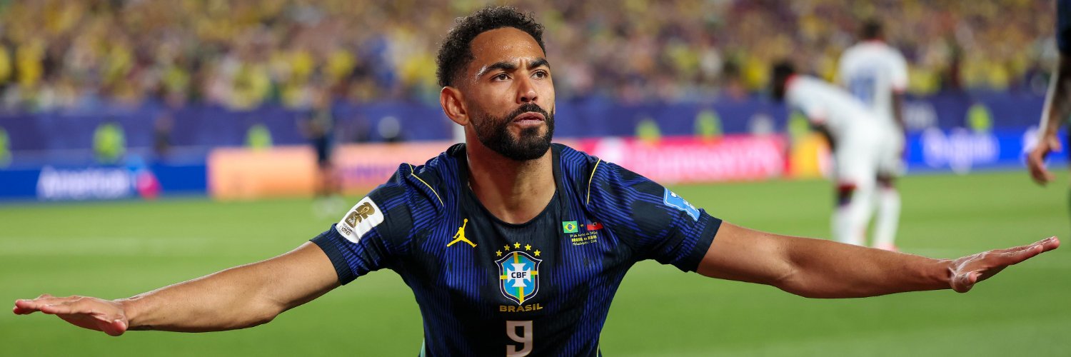 Pato do Brasil's banner