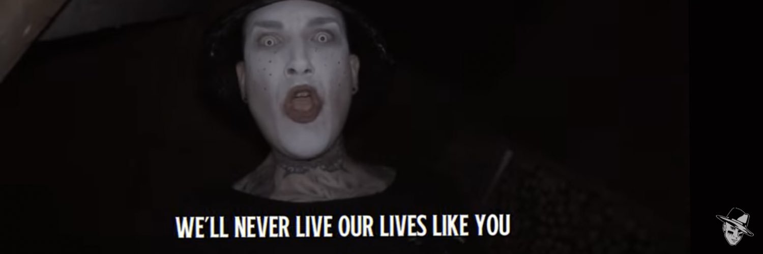 Frau Molnár 🙏🏻's banner
