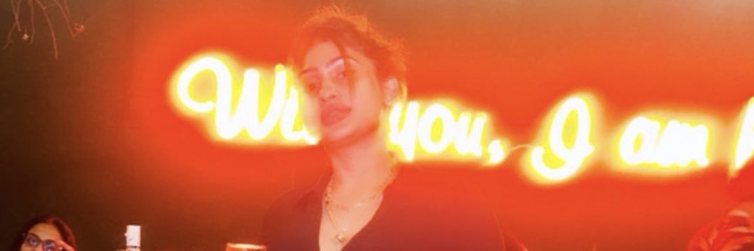 Piumi Hansamali ˢᴸ's banner