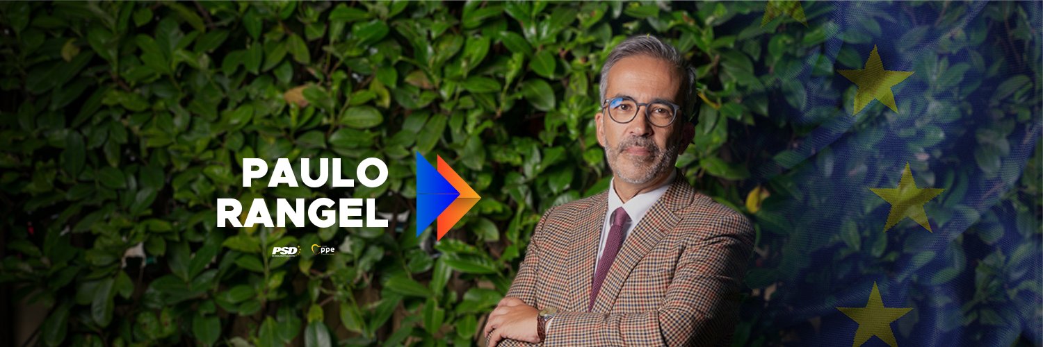 Paulo Rangel's banner