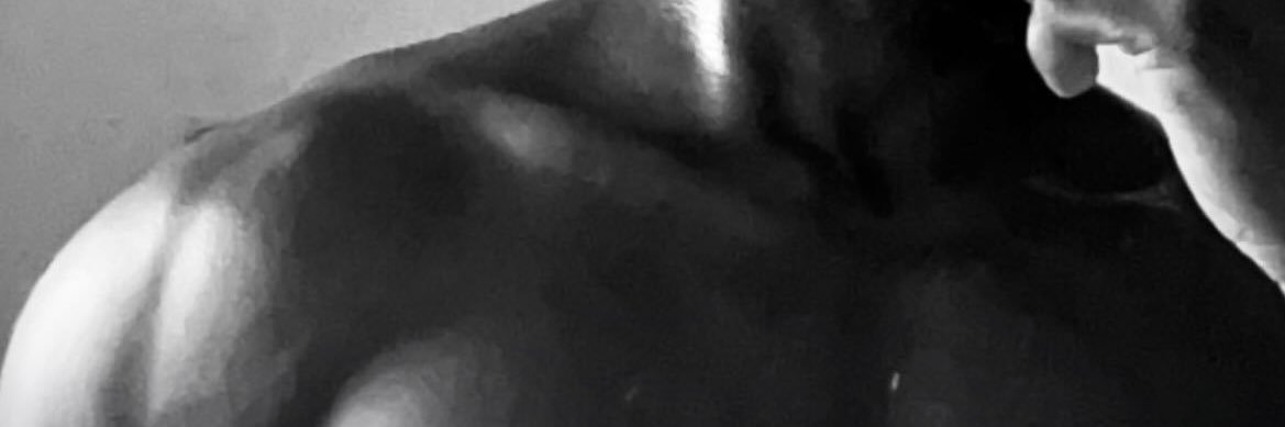 Lanre 🫧's banner