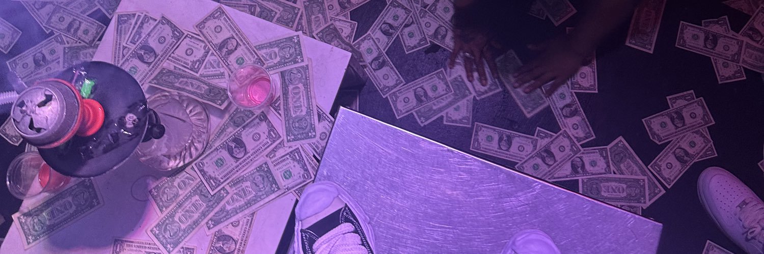 😈's banner