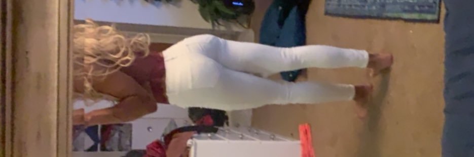 JadeTheeStallion🦄🍑 (50k)'s banner