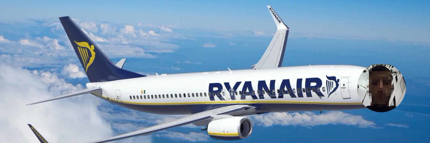 Ryan Air's banner