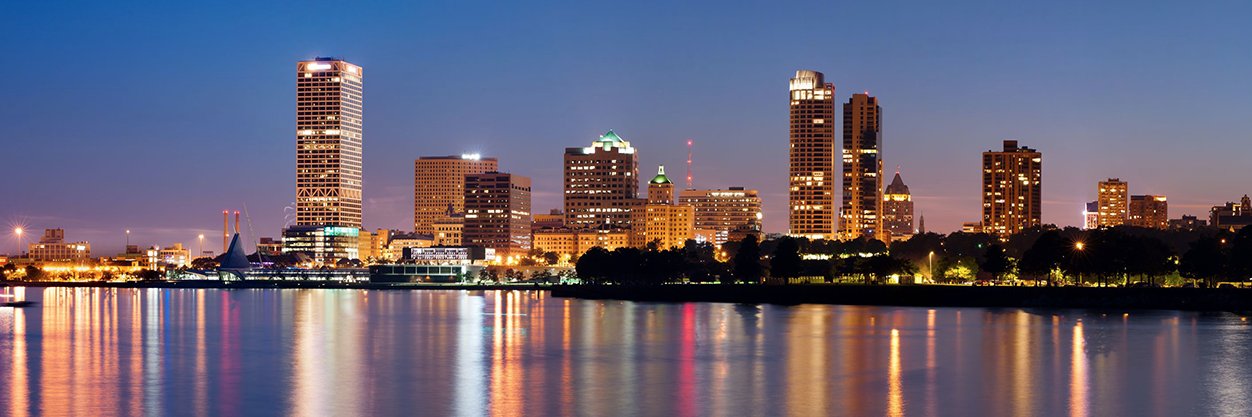 CW18 Milwaukee's banner