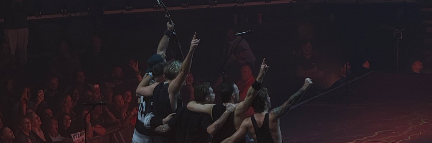 liv ✨'s banner