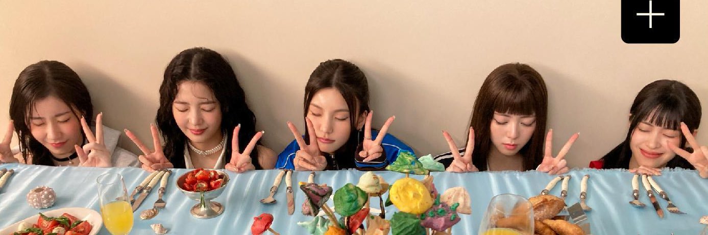 두둥🖤's banner