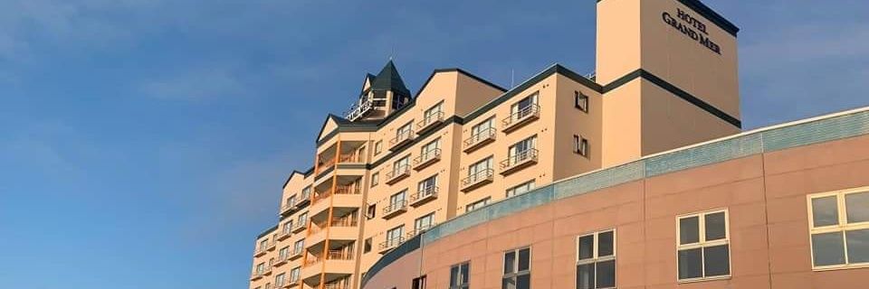 グランメール山海荘｜日本海＆岩木山ど真ん前の宿🌊青森県鯵ヶ沢町🍎's banner