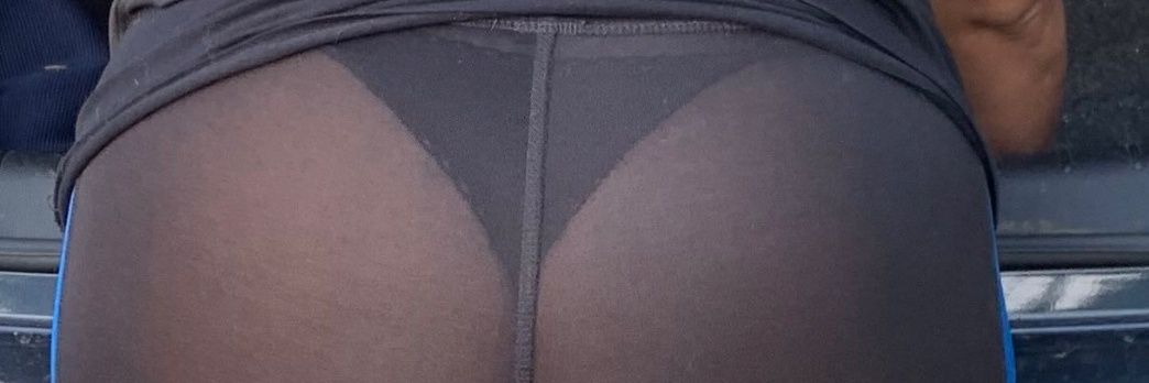 voyeur's banner