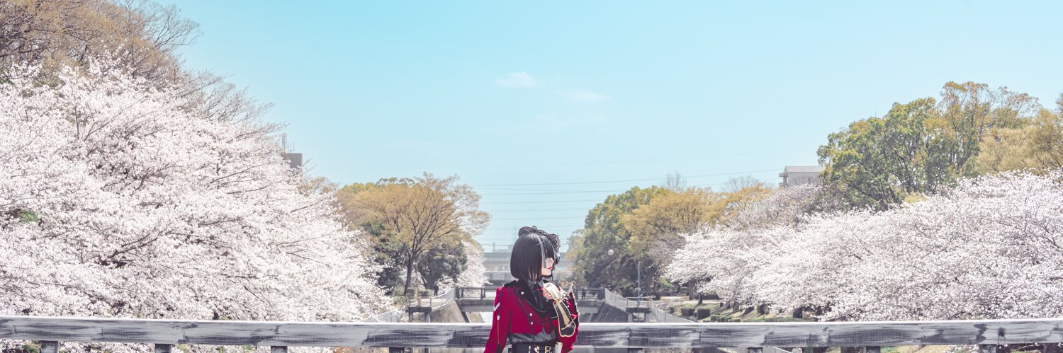 百越らい🌩️💫's banner
