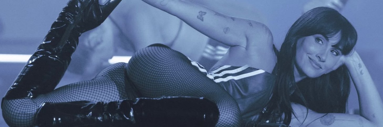 𝚖𝚊𝚛𝚒𝚊🦋's banner