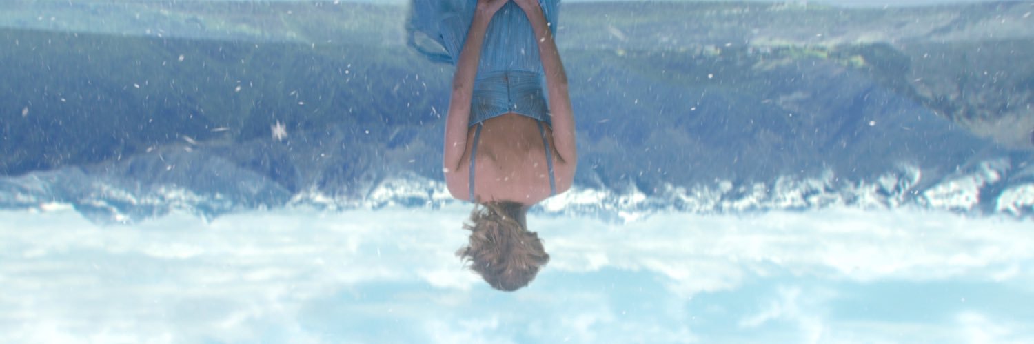 𝒞𝑜𝒹𝓎 (𝒯𝒶𝓎𝓁𝑜𝓇’𝓈 𝒱𝑒𝓇𝓈𝒾𝑜𝓃)'s banner