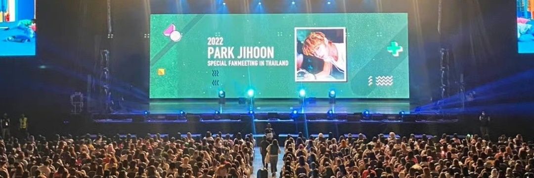 💌 ʟɪsᴛᴇɴ ᴛᴏ ᴍʏ 𝕄𝔼𝕊𝕊𝔸𝔾𝔼's banner