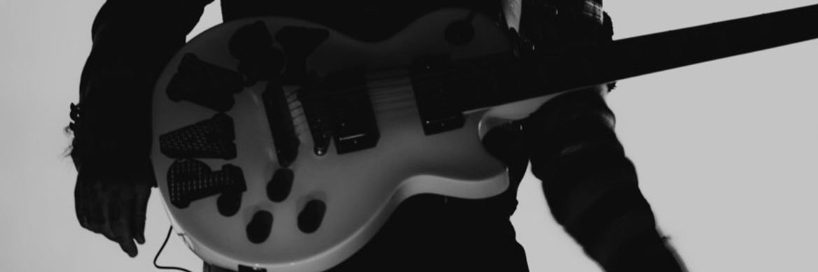 jess 🖤🗡️'s banner