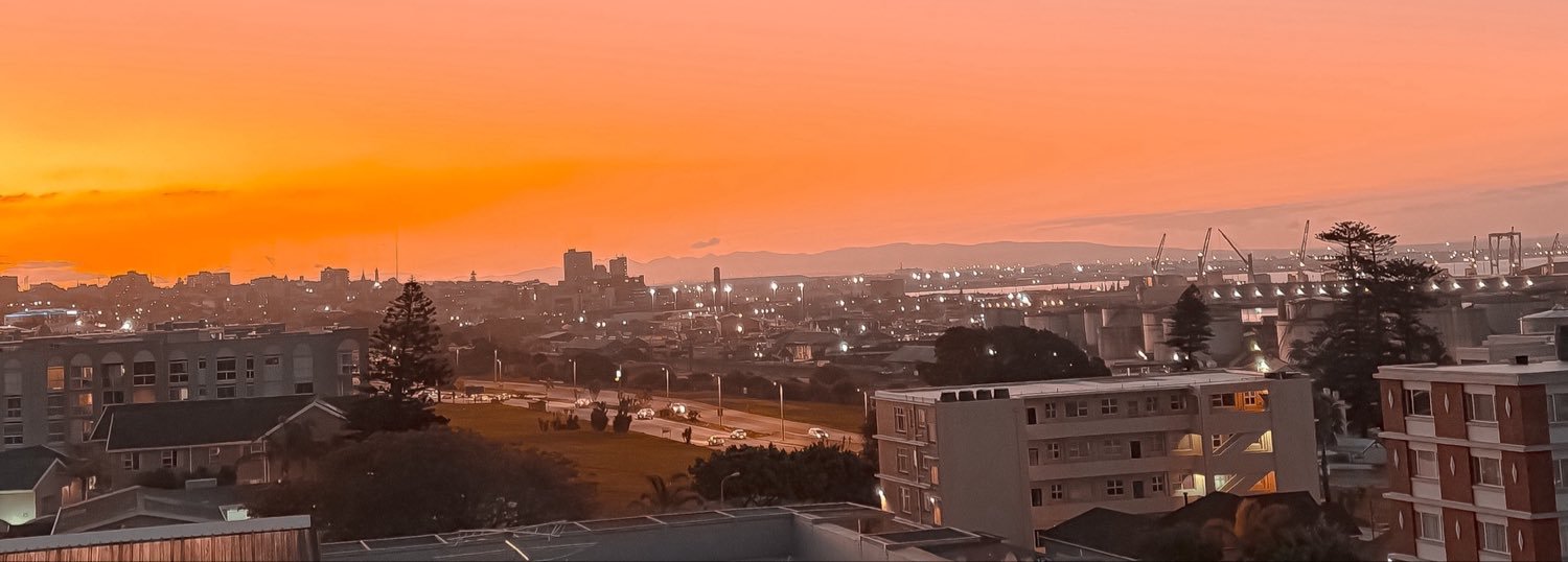 Raven🇿🇦's banner