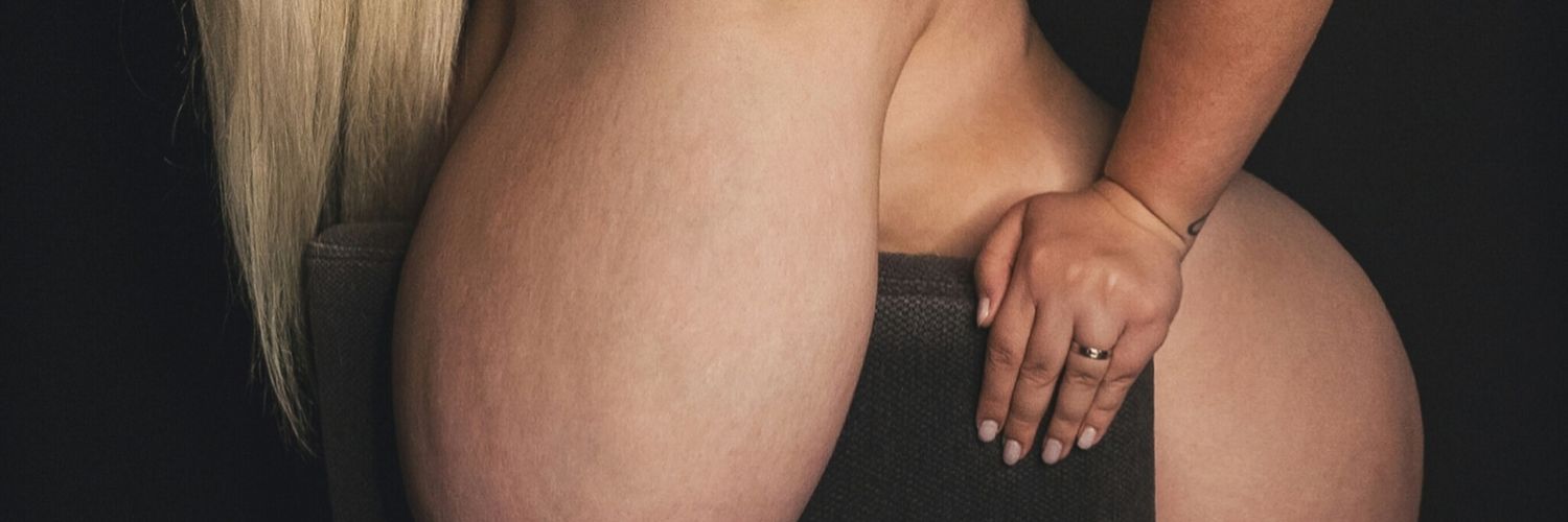 Nina Phoenix 👑's banner