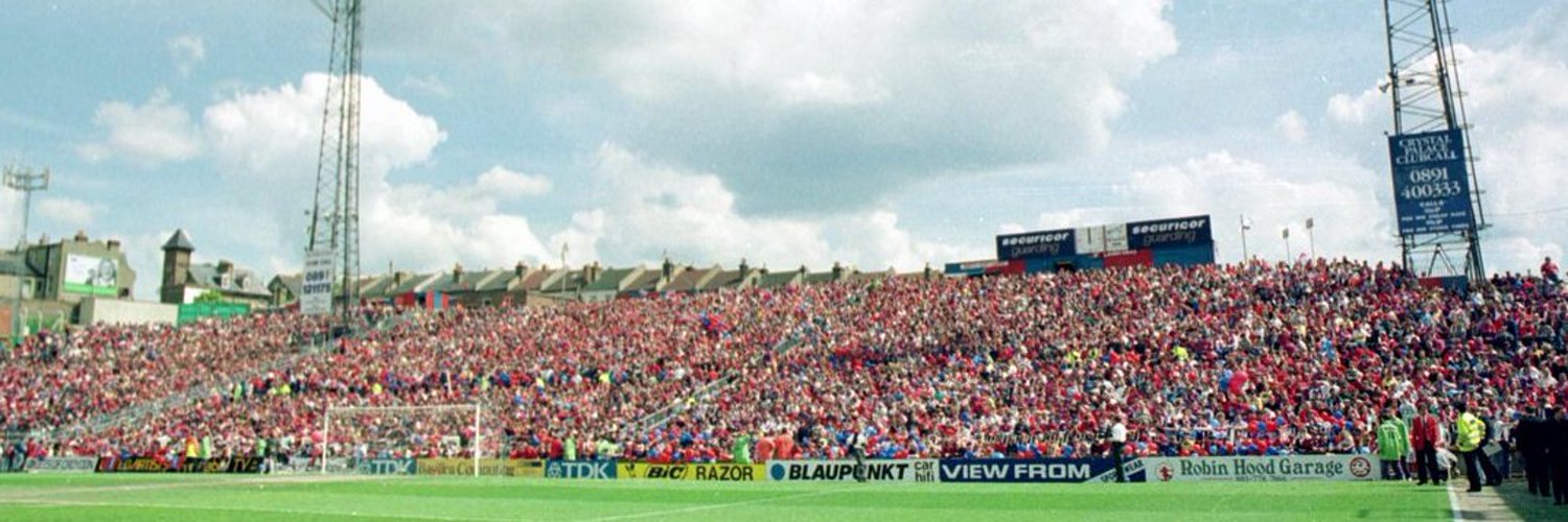 Holmesdale Road's banner