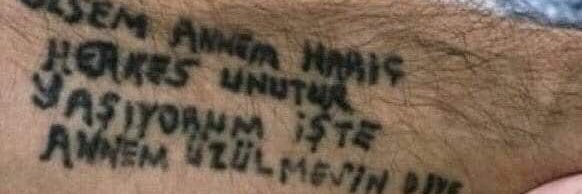 annesi üzülmesin diye intihar etmeyenler's banner