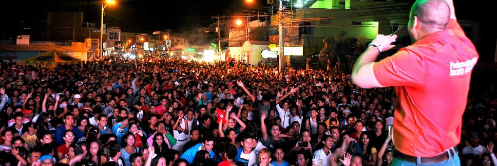 Agustín Intriago Q.'s banner