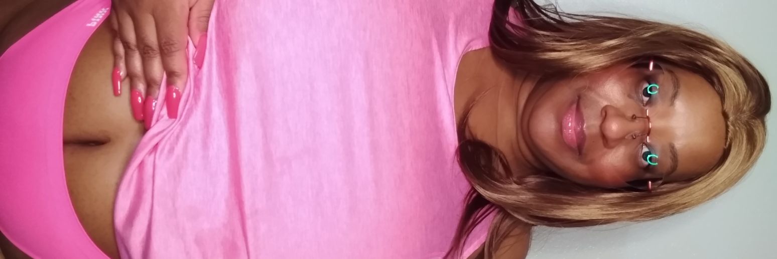 Dee's banner