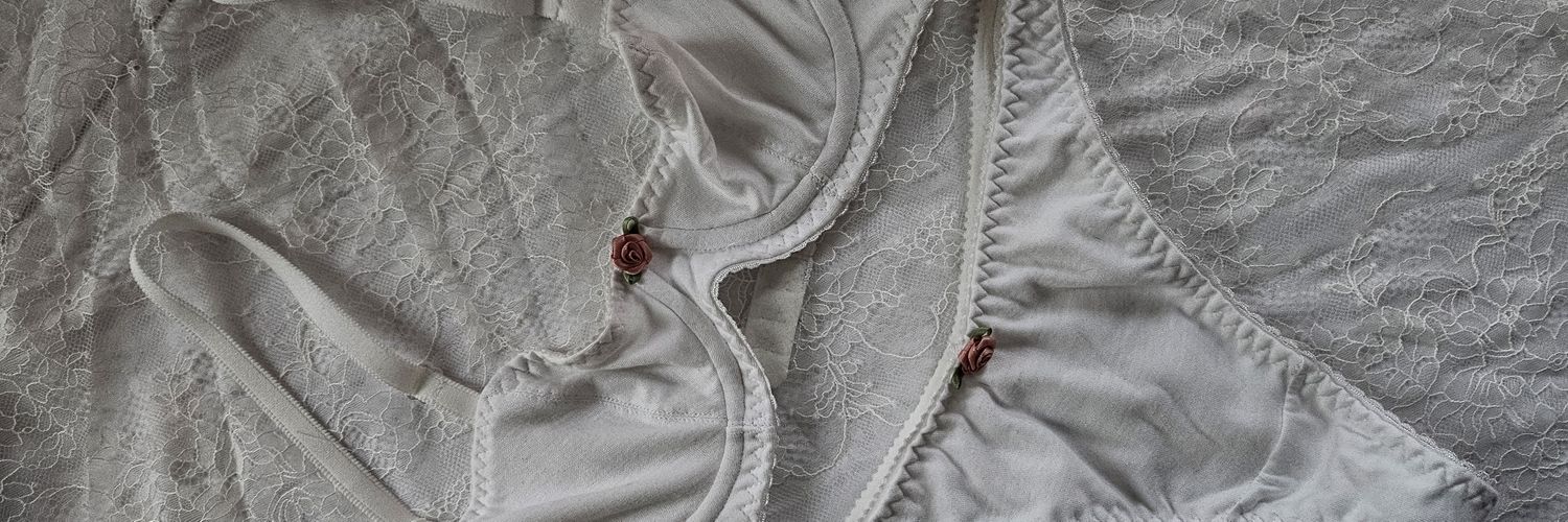 Floris Intimates's banner