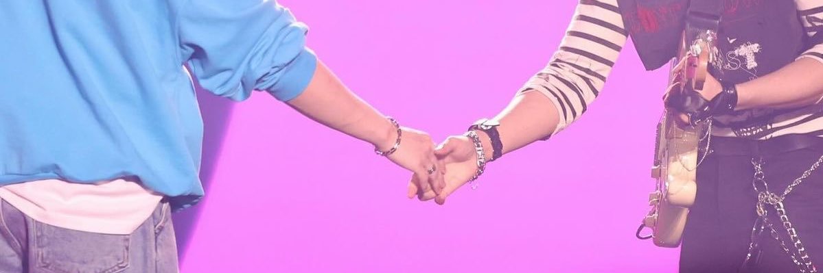 daisy ‧₊˚❀༉‧₊˚.'s banner