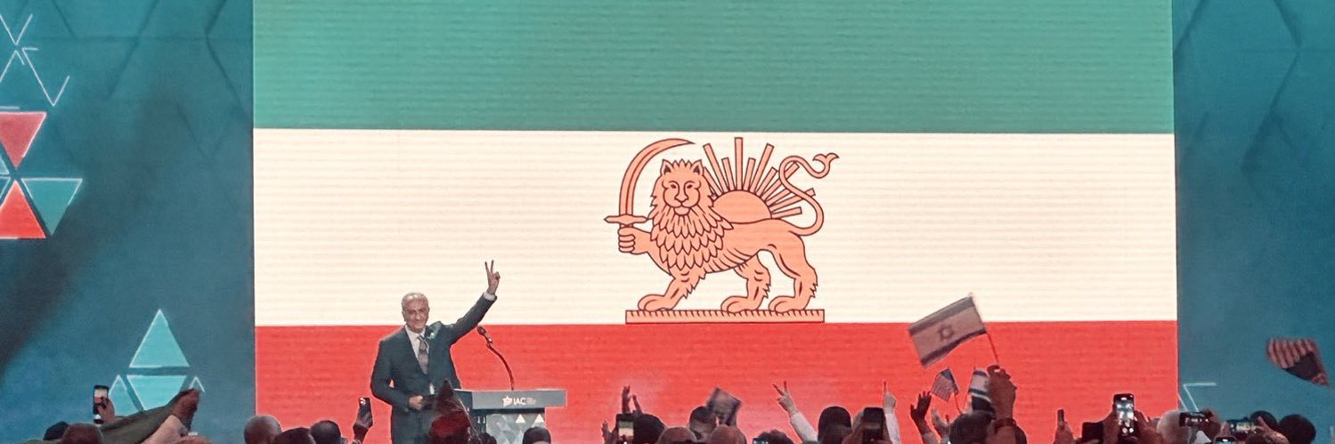 Lion&Sun's banner