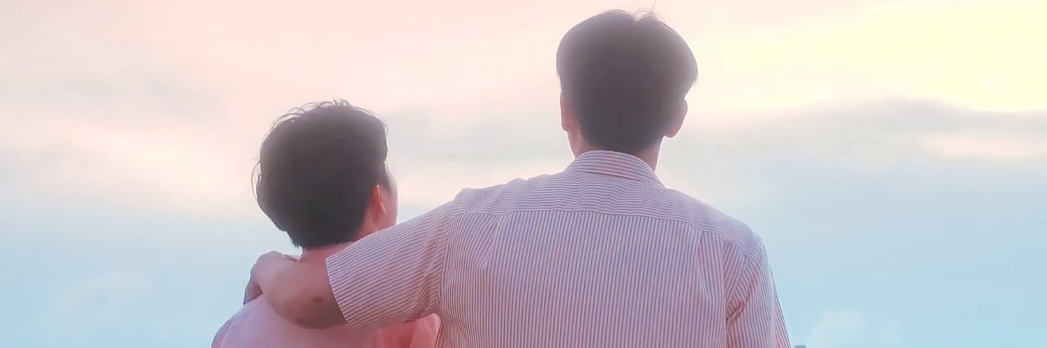 มายพี่วอร์ 🌥's banner