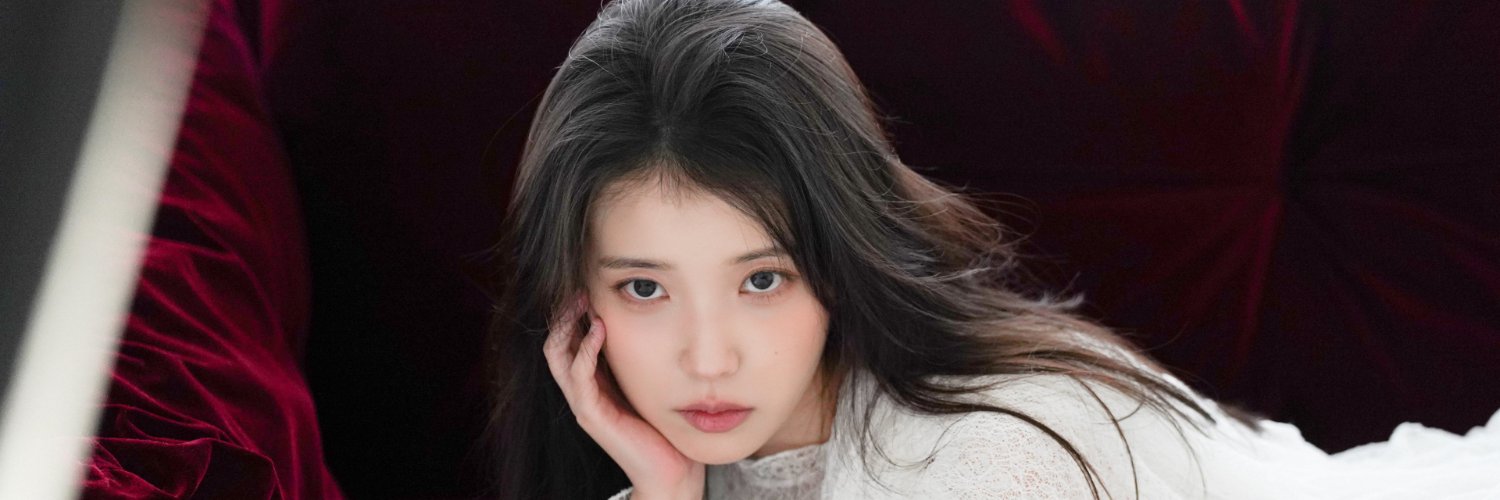 𝗝𝗶𝗲𝗻𝗶𝗲𝗽𝗲𝗮𝗰𝗵👸🏻💞's banner