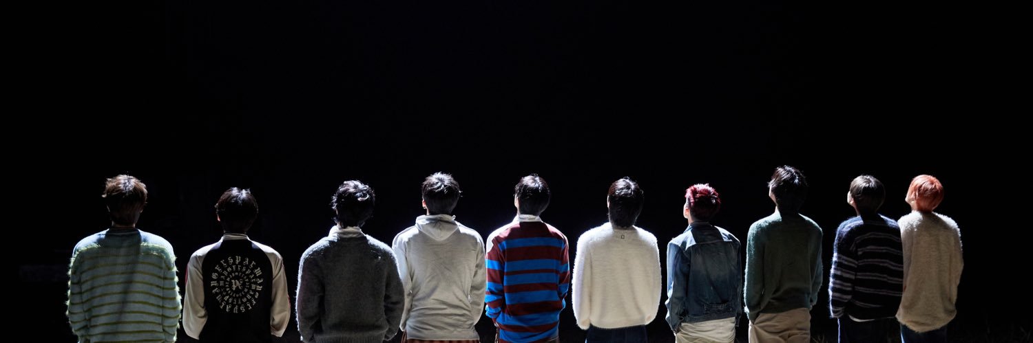 J'애...'s banner