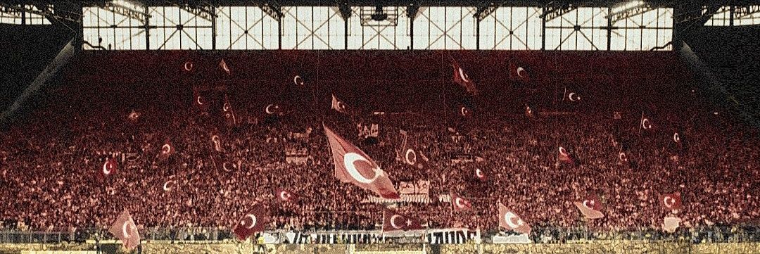 Ömer🩺's banner