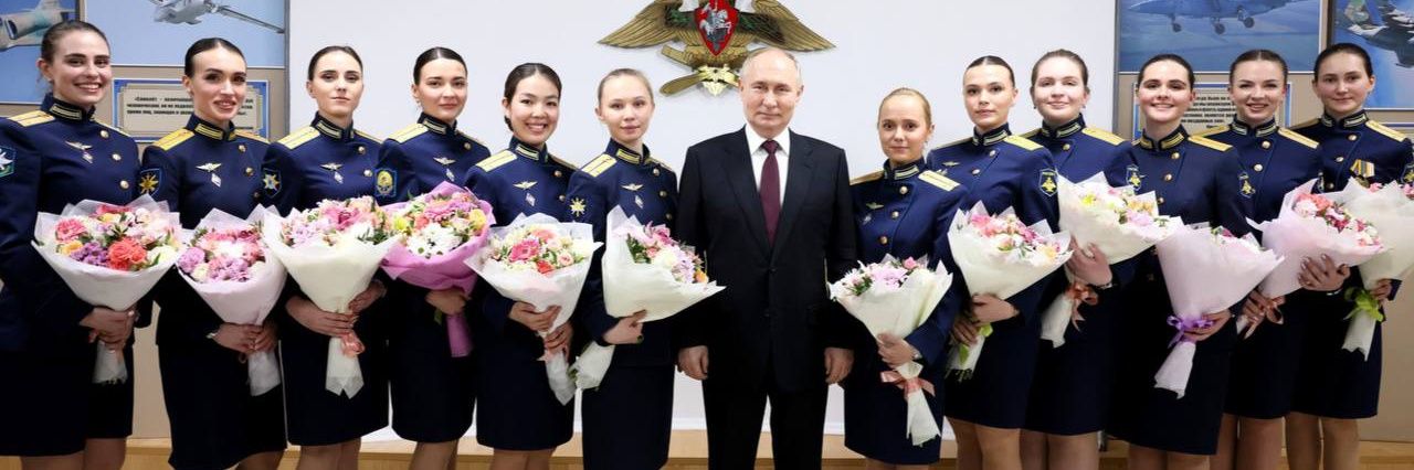 Vladimir Putin 🇷🇺 fake's banner