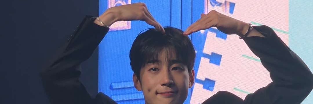 한씅나아🫶🏻's banner