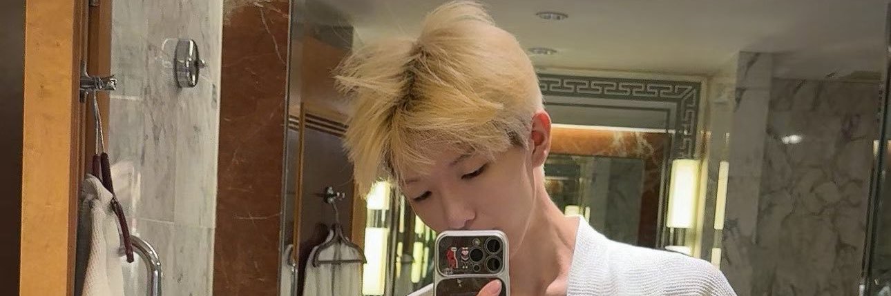 🥛牛奶王子🚀🚀🚀's banner