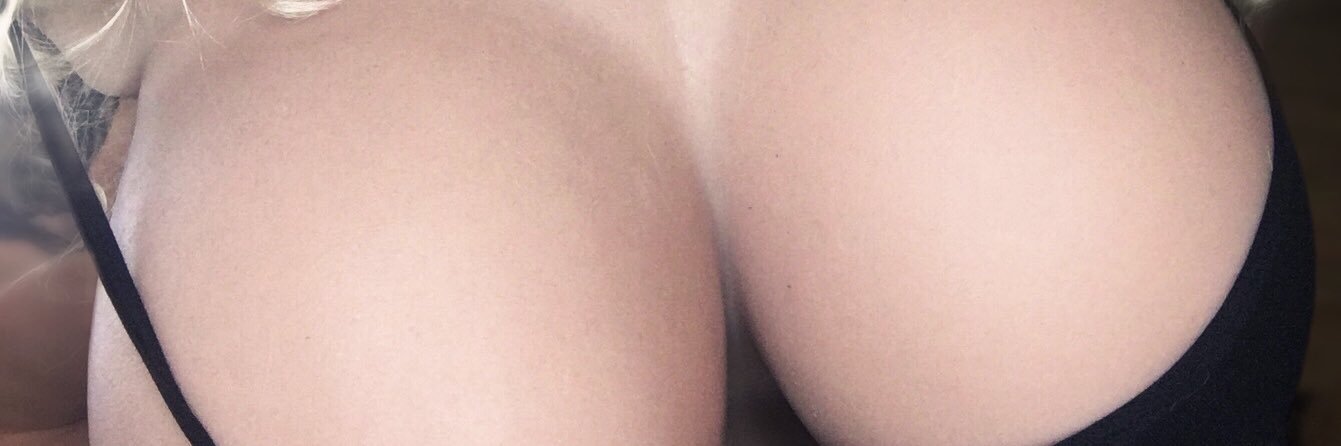 theonlyjuliecoates's banner