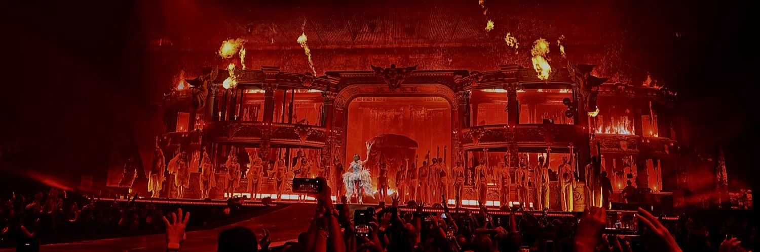 Juan Gabriel's banner