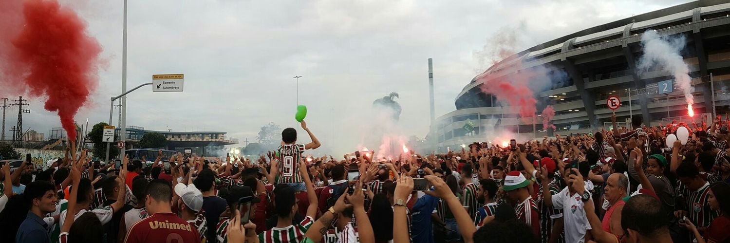 Milena Menezes's banner