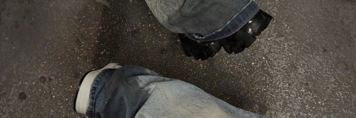 𝐛𝐢𝐛𝐢 ୭ ⸝⸝.ᐟ⋆ #teammoth's banner
