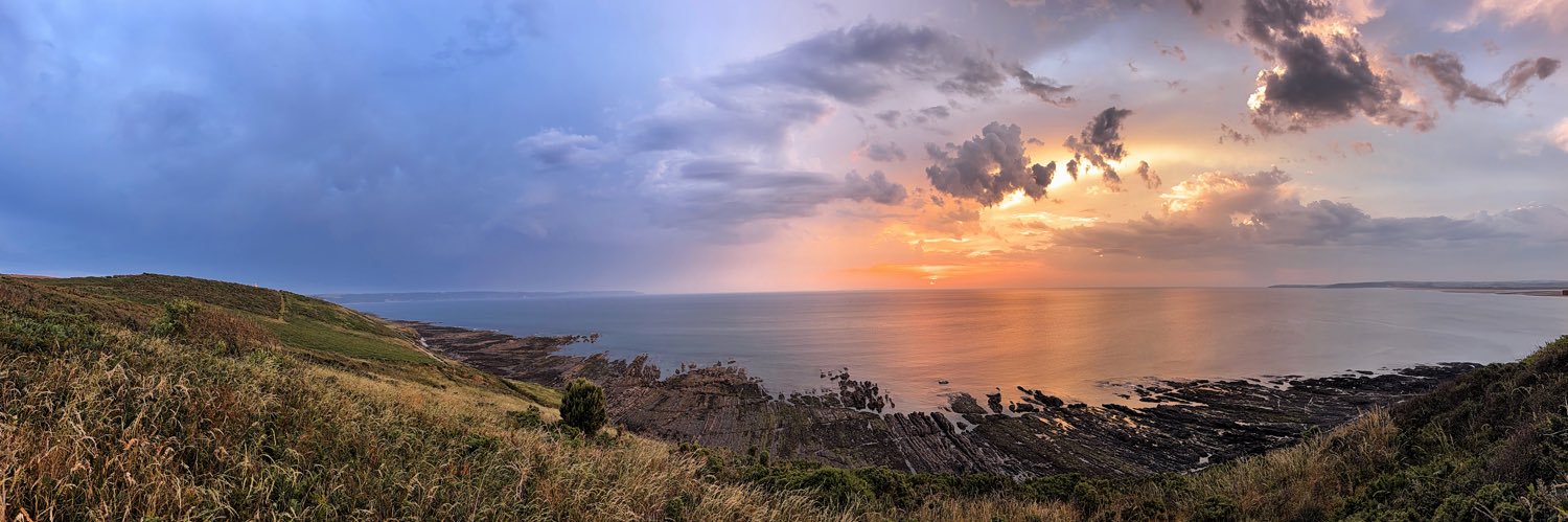 Met4Cast - UK Weather's banner