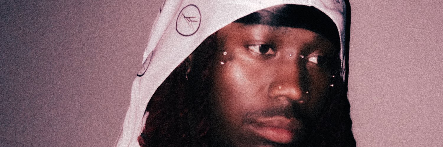 1's banner