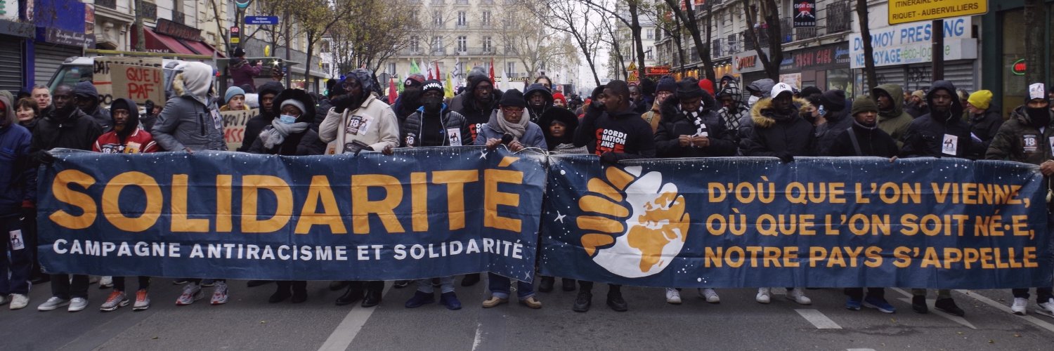 Marche des Solidarités's banner