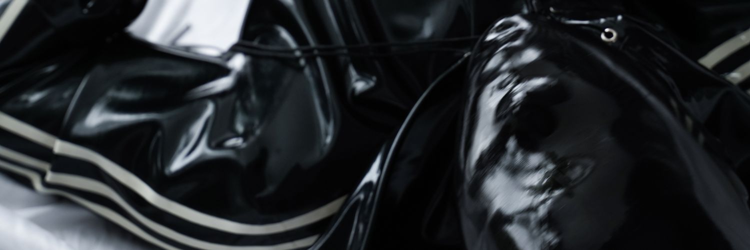Max's banner