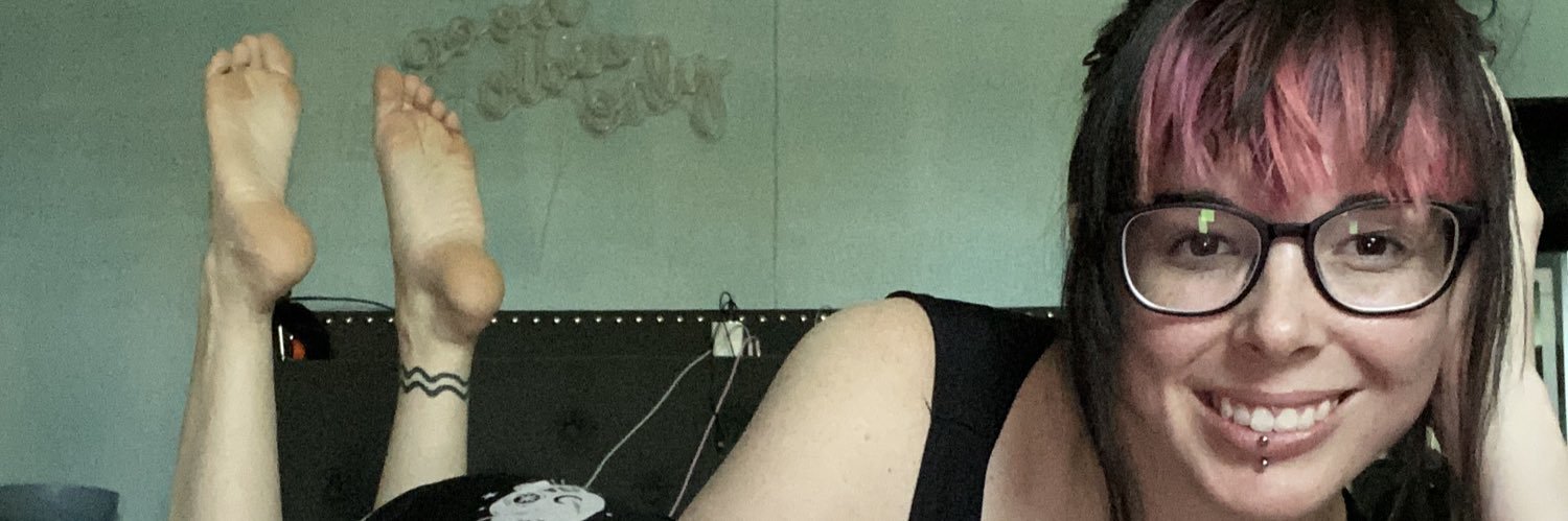 SummerSolesis's banner