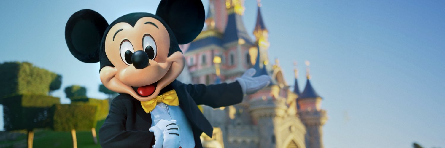 Disneyland Paris's banner