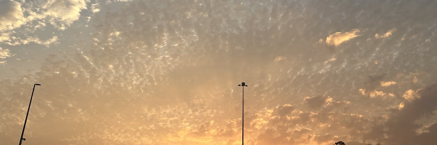 𝘊𝘶𝘳𝘷𝘺𝘤𝘭𝘢𝘱🧸🍑's banner
