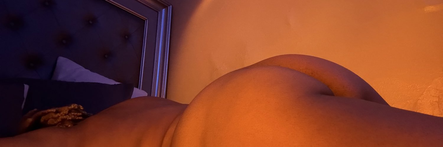 Throatasuarus Rex😮‍💨💋's banner