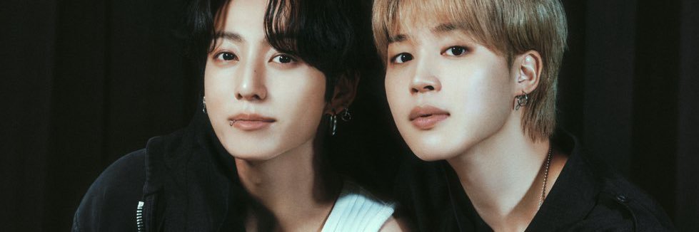 laola⁷ is seeing bts's banner